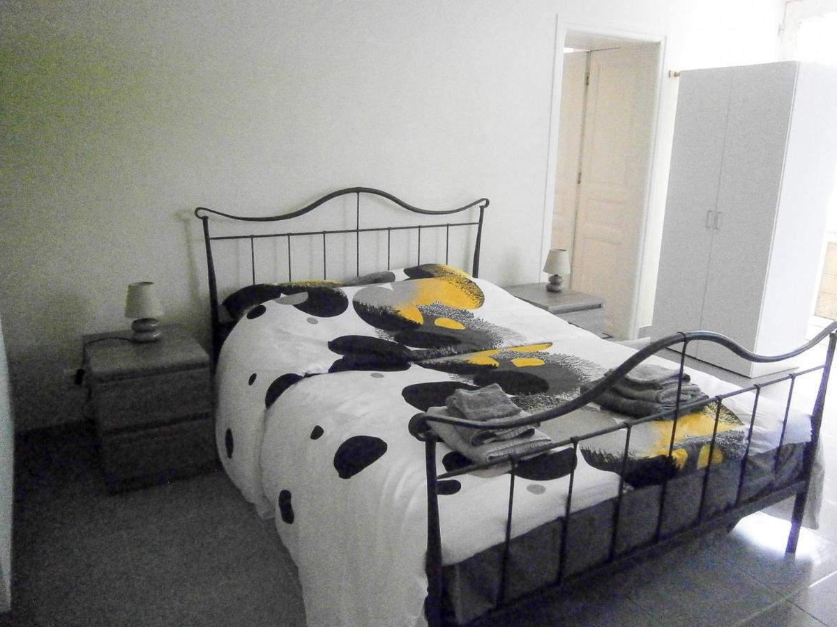 Le Charhido Bed and Breakfast Saint-Fort-sur-Gironde Εξωτερικό φωτογραφία