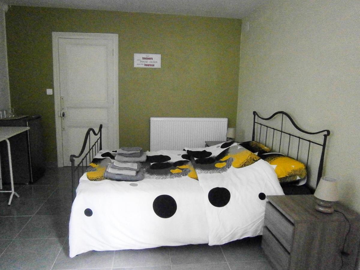 Le Charhido Bed and Breakfast Saint-Fort-sur-Gironde Εξωτερικό φωτογραφία